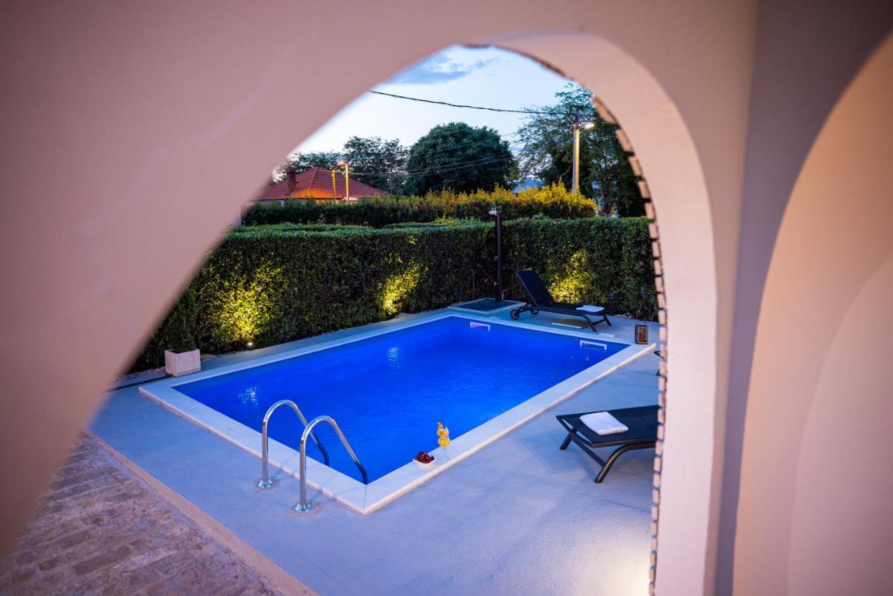 Villa Nila Zára Kültér fotó